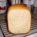 Honig-Leinsamen-Brot aus dem Brotbackautomaten