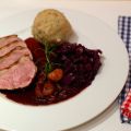 Gebratene Entenbrust mit Rotkraut, Semmelknödel[...]