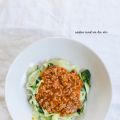 Zucchini Bandnudeln mit Bolognese