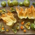 Deftiger Kuchen mit Kürbisblüten nach[...]