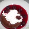 Dessert: Schokoladenpudding mit Amarenakirschen
