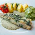 Seelachsfilet an Kräuter-Weißweinsauce,[...]