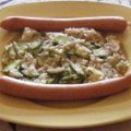 Warme Geflügelwiener mit Reis-Gurken-Salat