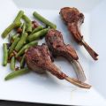 Lammkoteletts mit grünen Bohnen