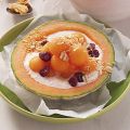 Melonen-Birnen-Frühstück in der Melonenschale