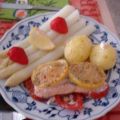Lachsfilet mit Spargel und Kartoffeln
