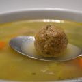 Gemüsesuppe mit Hackfleischklößchen