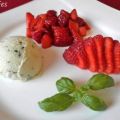 Basilikum - Eis an Balsamico - Erdbeeren