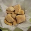 Fettgebackenes mit Zimt (Sopapillas)