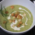 Aus der Suppenküche: Zucchinicremesuppe