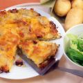 Kartoffel-Torte mit Speck, Kohl und Cheddar