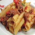 Penne mit Hack und Fenchelbratwurst