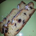 Stollen mit Studentenfutter