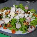 Gemischter Salat mit Bavaria blue und[...]