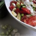 Tomatensalat mit Feldgurken, Frühlingszwiebeln[...]