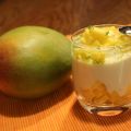 Limetten-Joghurtcreme mit frischer Mango