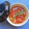 Kalte Tomatensuppe mit Dill