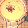 Kartoffel-Blumenkohlsuppe mit crunchy[...]
