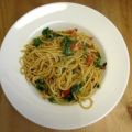 Spaghetti mit Kirschtomaten und Rucola