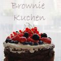 Kleiner, glutenfreier Browniekuchen mir Beeren[...]