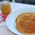 Pfannkuchen mit Apfelkompott