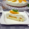 Käse-Sahne-Torte mit Pfirsichen