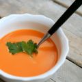 Wärmende Süßkartoffel-Tomatensuppe mit Kokos