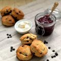 very british: sweet and easy Chocolate-Scones