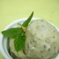 Joghurt-Minz-Eis mit grünem Kardamom,[...]