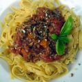 Linguine mit Sellerie-Karotten-Bolognese