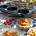 Schinken-Fontina-Muffins mit Frühlingszwiebeln