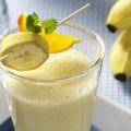 Bananen-Sanddorn-Shake