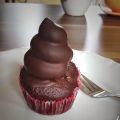 Schoko-CupCakes mit Marshmallowhaube