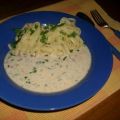 Tagliatelle mit Bärlauch-Schinken-Käsesoße