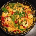 Paella mit Hühnchen & Garnelen