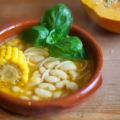 Chilenischer Bohneneintopf (porotos con rienda)