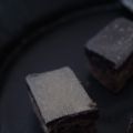 Lakritz Brownie Cake + Fudge Frosting