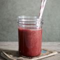 Rote-Bete-Smoothie mit Ananas und Apfel