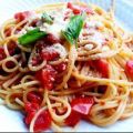Pasta al Pomodoro (Spaghetti mit Tomatensoße)