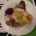 Gänsebraten mit Rotkohl, selbstgemachten[...]