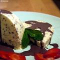 Sesam-Honig-Parfait mit Schokoladensauce