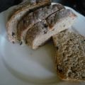 Schnelles Vollkorn-Oliven-Brot