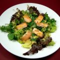 Salmon Caesar Salad (Caesar Salad mit Lachs)