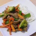 Rindfleisch mit Orange und Gemüse