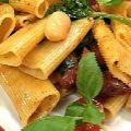 Rigatoni mit weißen Bohnen, Merguez,[...]