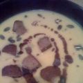 Kürbiscremesuppe mit Knobikrustln