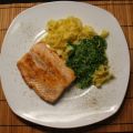 Bandnudeln mit Lachs und Spinat-Sahne-Sauce