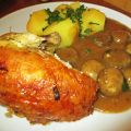 Französisches Maishähnchen in Champignonsoße