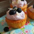 Maracuja Küchlein mit Blaubeercreme